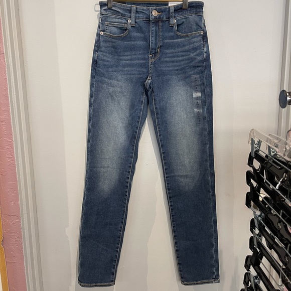 NWT American Eagle Hi Rise Skinny Jeans - Picture 1 of 9